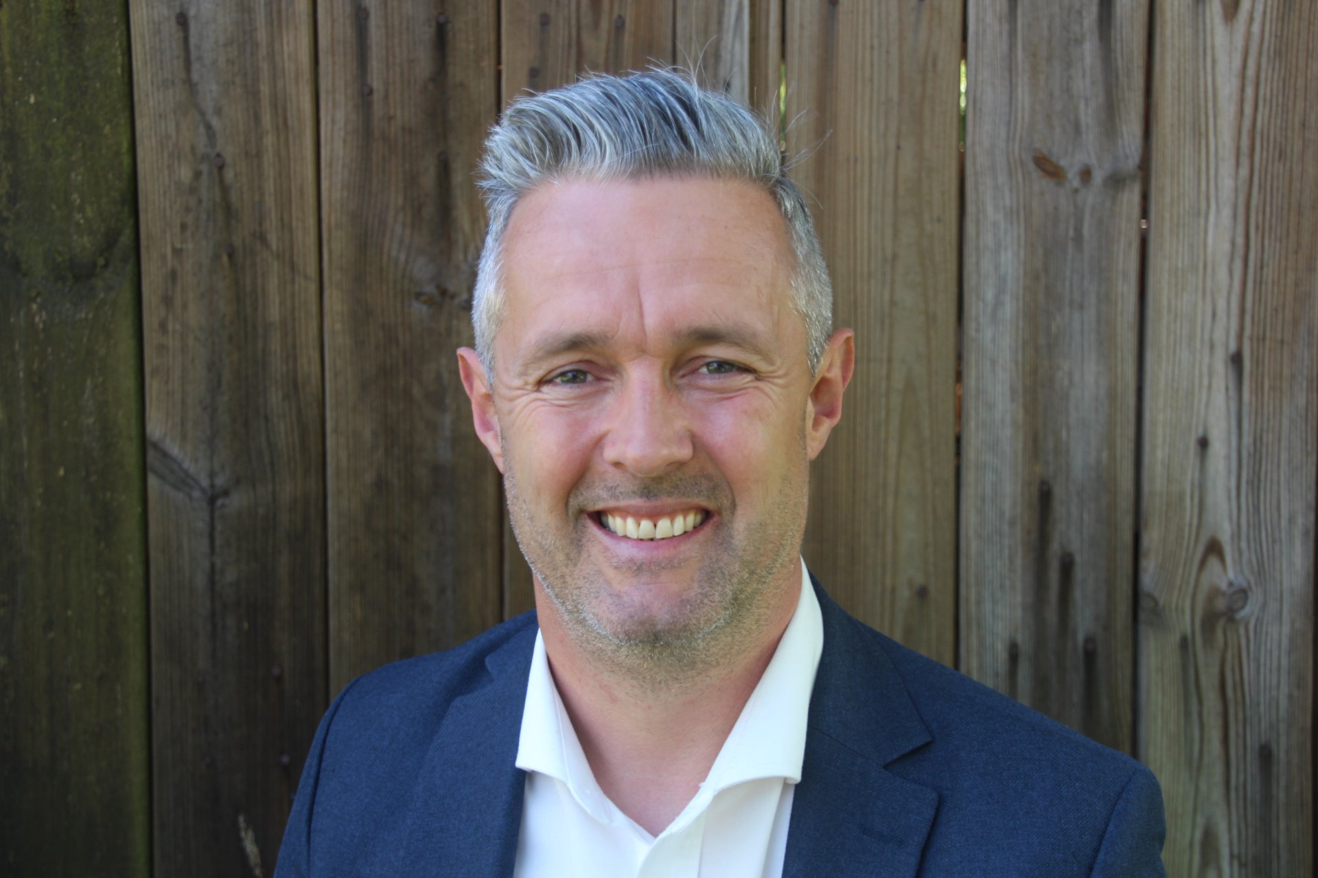 Simon Dens (48)